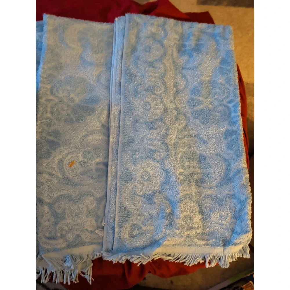 24 VINTAGE FIELDCREST RETRO  BLUE Sculptured BATH TOWEL SETs  Fringe.NWOT. Match